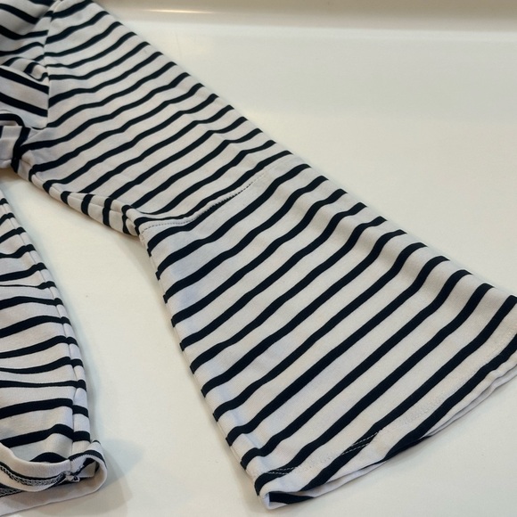 Old Navy Black and White Striped Top - Picture 6 of 9